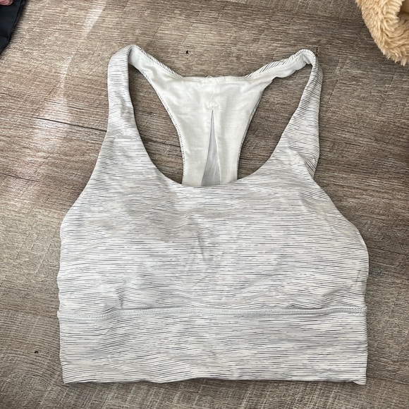 Lululemon bra - Picture 1 of 7